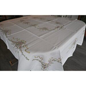 Vintage Tablecloth NOS White with Floral Design Permanent Press Topper
